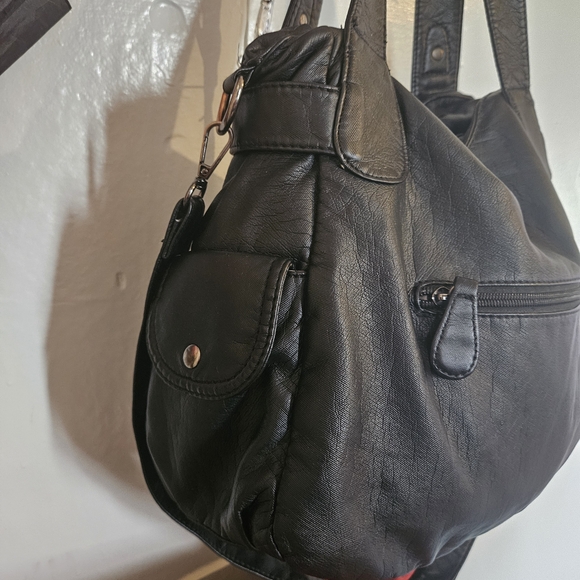 Angel Kiss Black Shiny LEATHER Women's Bag/Cossbody - Picture 4 of 9